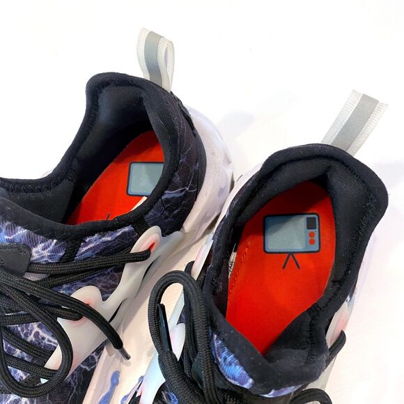 Nike React Presto Lightning GS Trouble At Home Boys Girls BQ4002-008 US Size 7Y - Picture 5 of 8